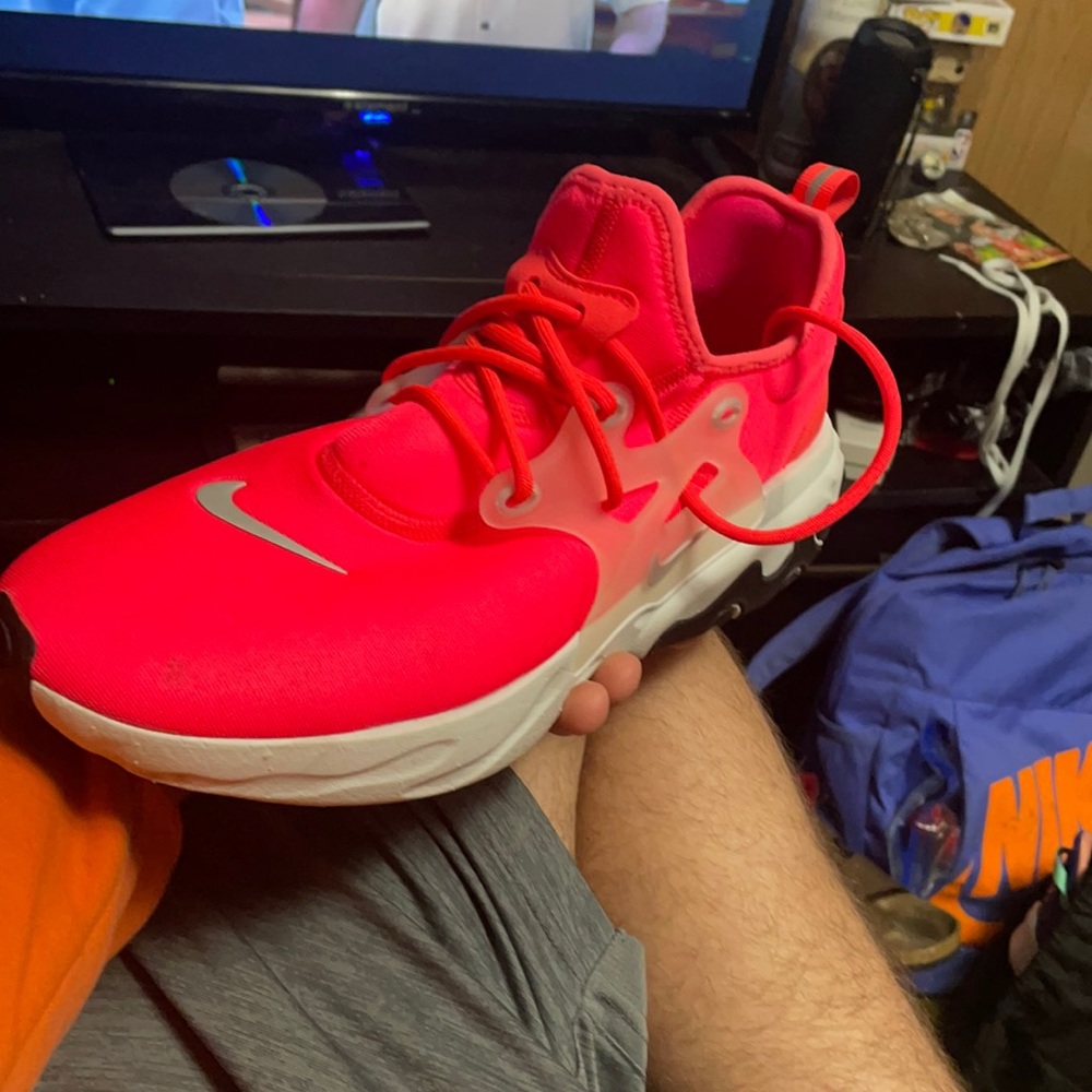 Nike react presto shoes